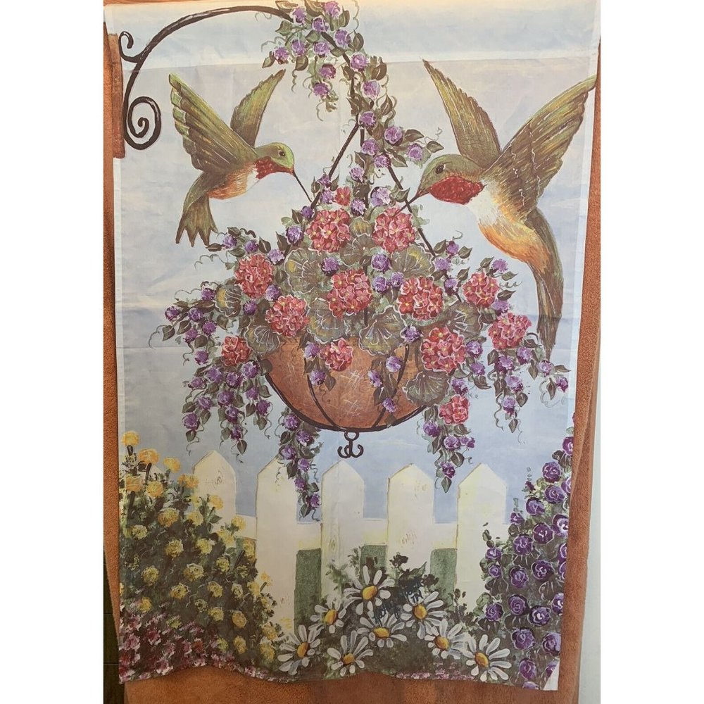 1999 Hummingbirds Yard Flag 25 X 36 Garden Decour Vintage - Picture 1 of 2